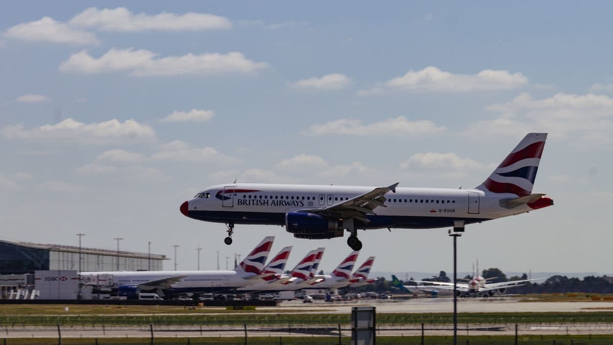 Heathrow to Central London: Train, Tube, Coach or Taxi Compared